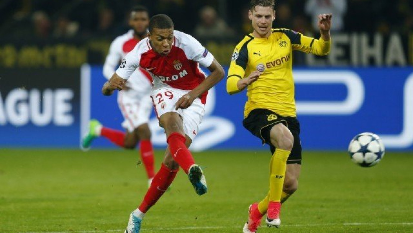 7+                γκολ         στο            Μονακό