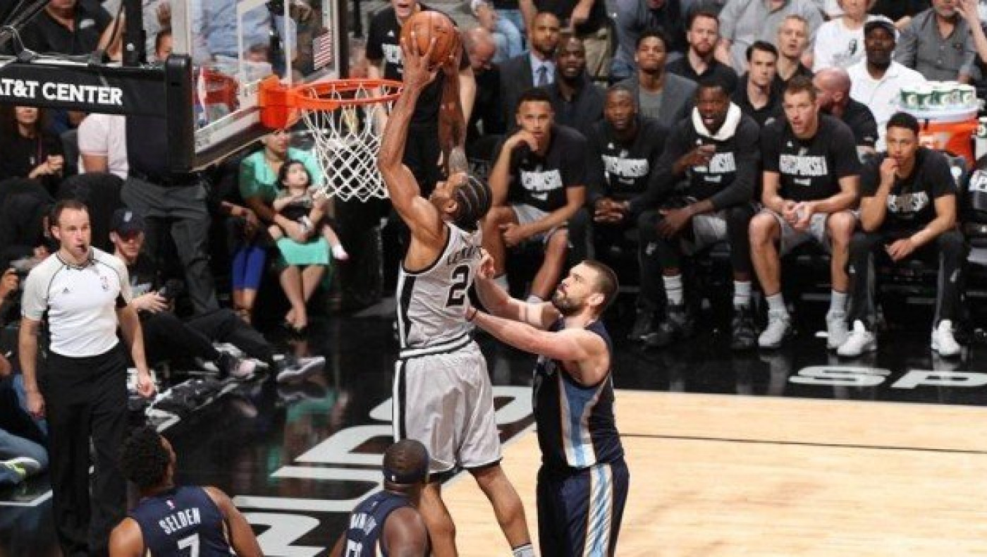 «Οδωστρωτήρας» οι Σπερς, διέλυσαν τους Γκρίζλις (vid)