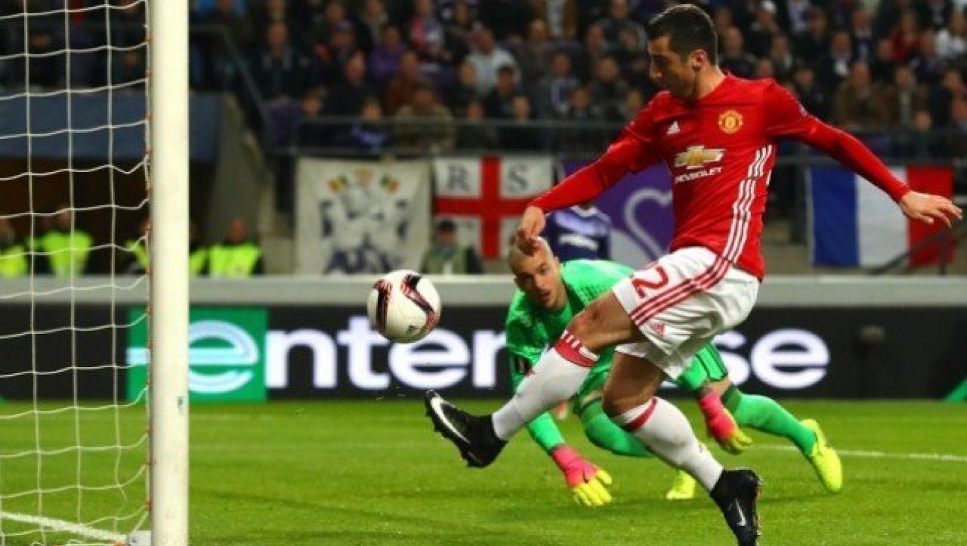 Αυτοκτόνησε η Γιουνάιτεντ,        μεγάλη νίκη ο Άγιαξ