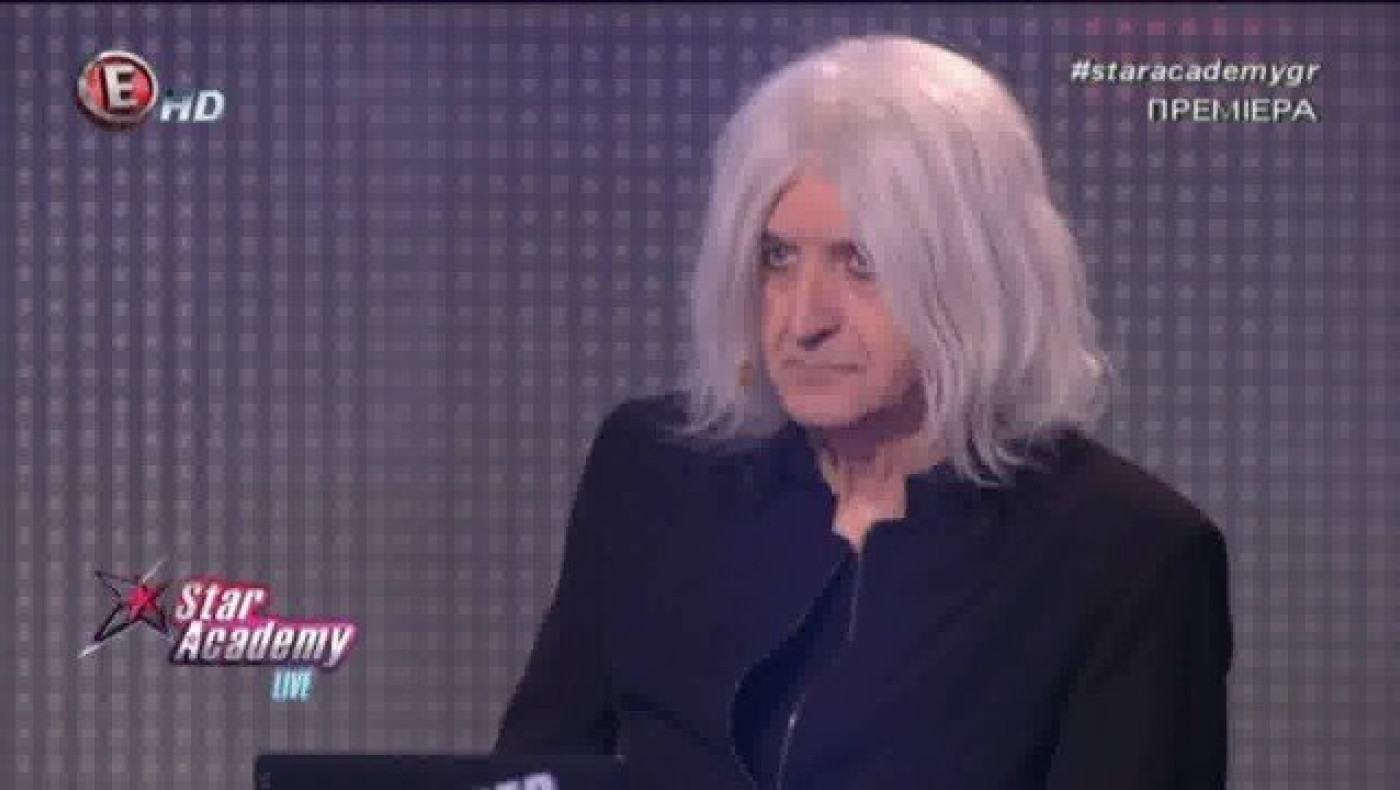 Γνωστός δημοσιογράφος κατά Καρβέλα: «Δεν είναι ροκ το... καλάμι»