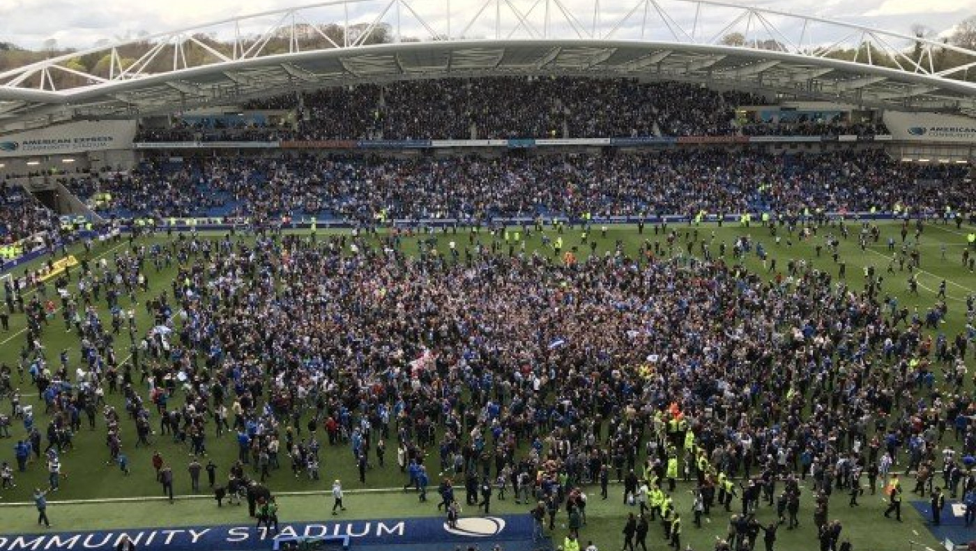 Οι    «γλάροι»  επέστρεψαν  στα μεγάλα     «σαλόνια»