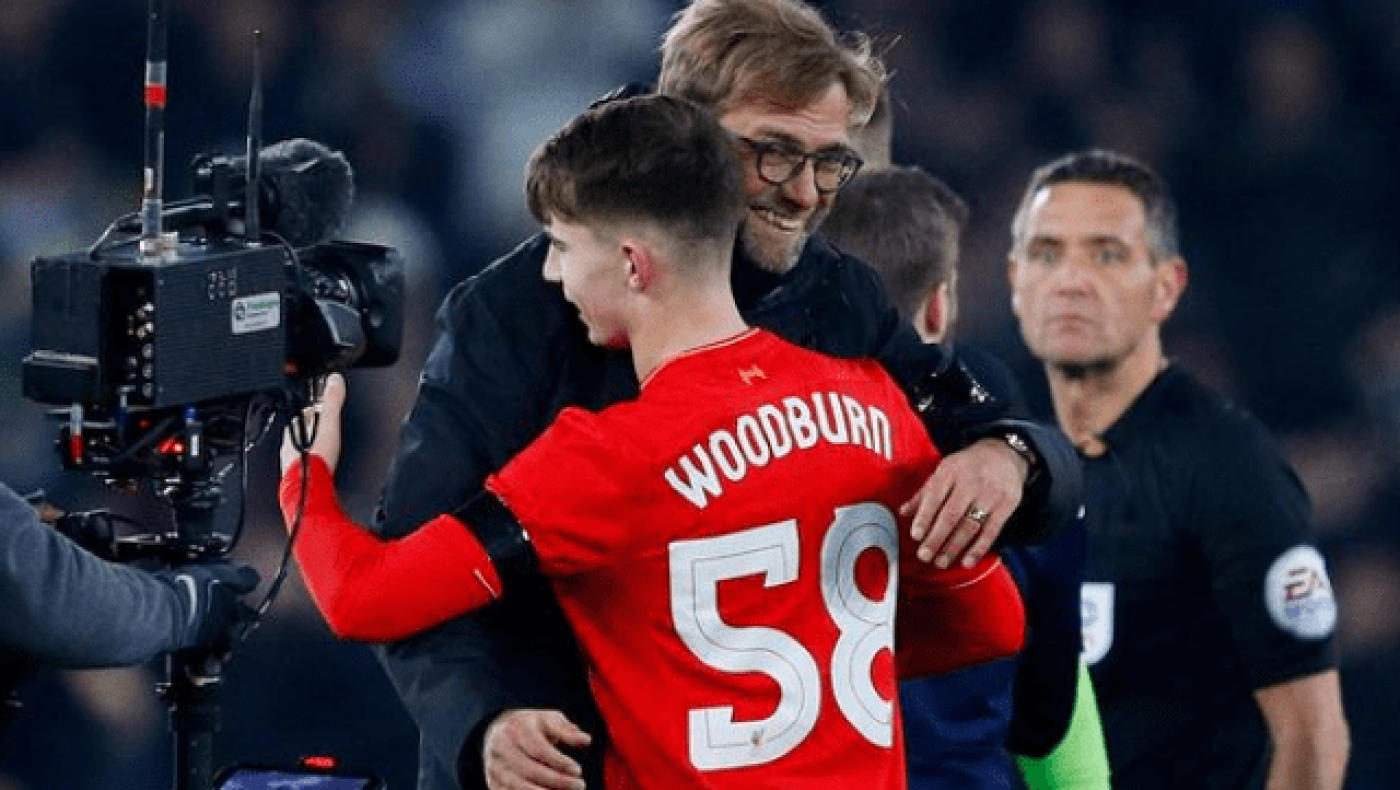 Θέλει             «ετοιμοπόλεμους» τους νέους ο Κλοπ