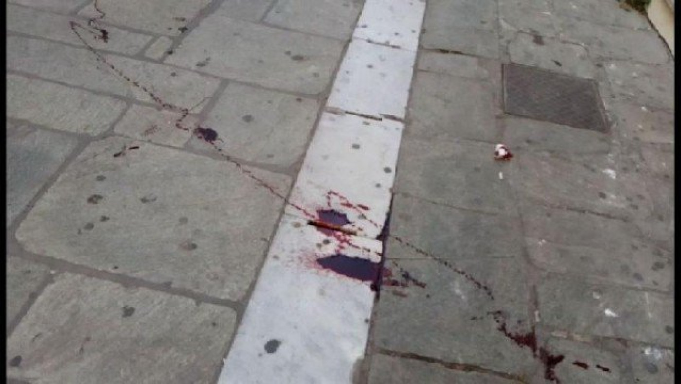 ΑΕΚτσήδες μαχαίρωσαν οπαδό του ΠΑΟΚ στο Βόλο (pics)