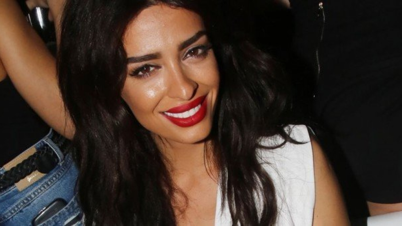 Η Ελένη Φουρέιρα στην παραλία πιο σέξυ από ποτέ! (ΦΩΤΟ)