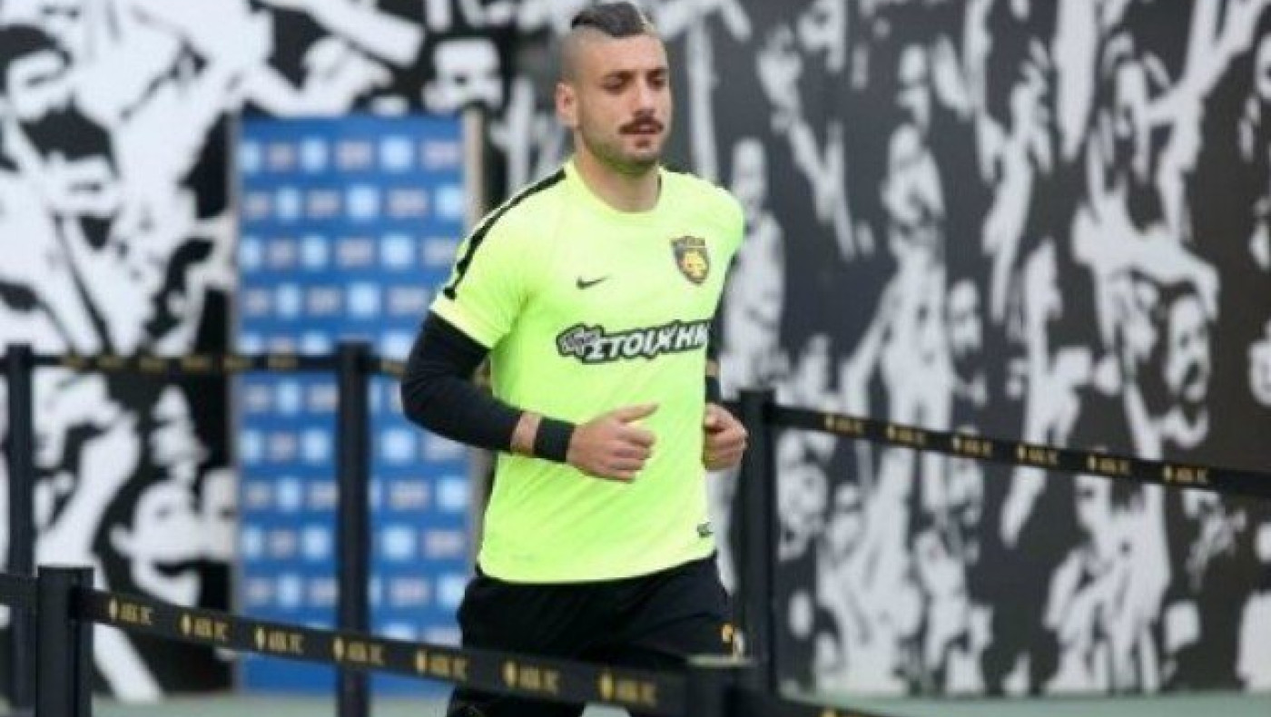 Πρόβλημα στην ΑΕΚ                          με Αραβίδη