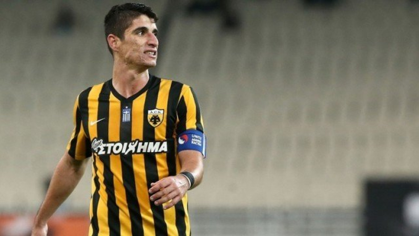 Διπλή έκπληξη στην αποστολή της                         ΑΕΚ