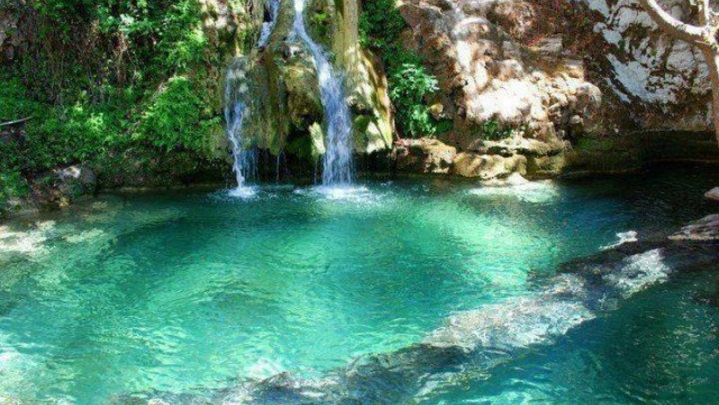 Η παραμυθένια      «γαλάζια λίμνη» της Ελλάδας! (ΦΩΤΟ)