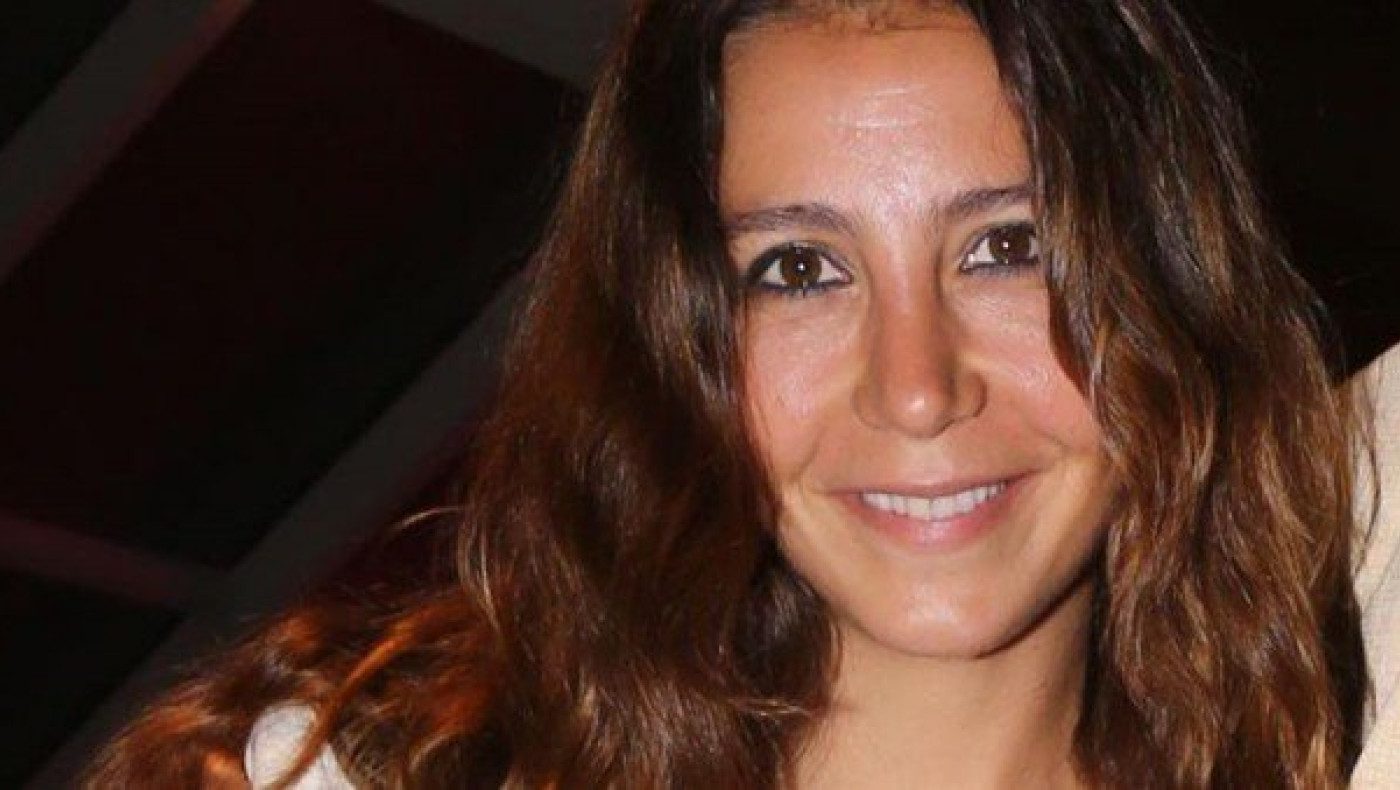 Η Μαρία Ελένη Λυκουρέζου topless σε ερημική παραλία! (ΦΩΤΟ)