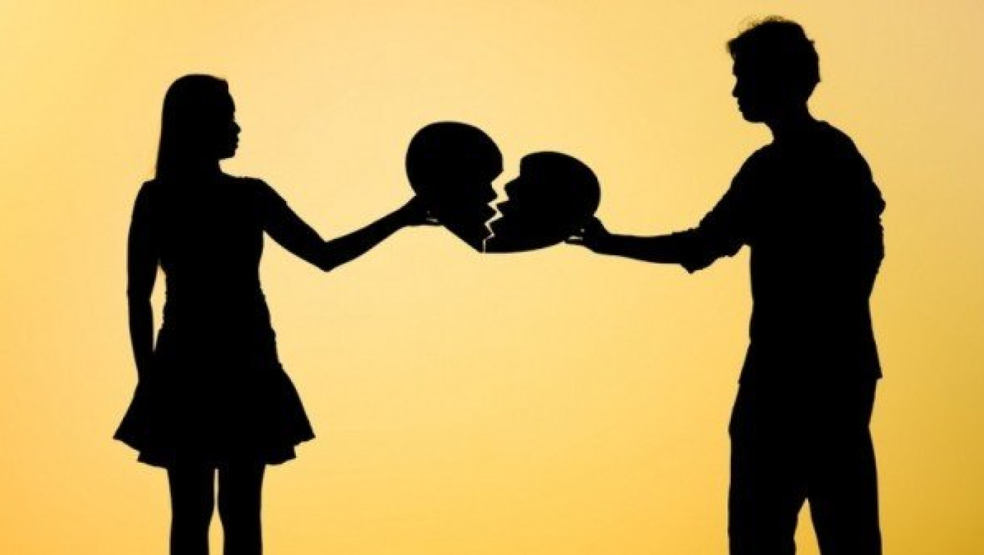 Χώρισε γνωστό     ζευγάρι της ελληνικής σόουμπιζ  (ΦΩΤΟ)