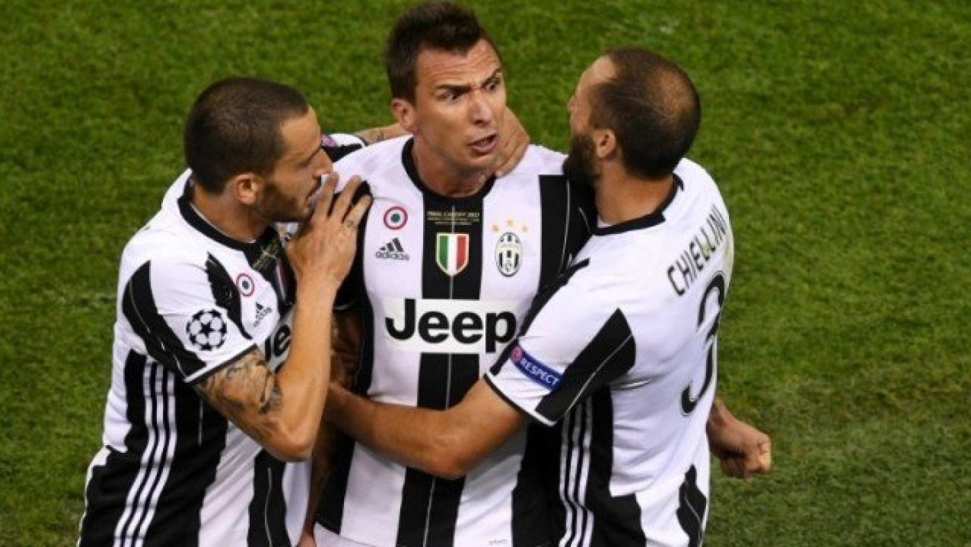 Ρεκόρ εσόδων         στην ιστορία του CL η Γιουβέντους