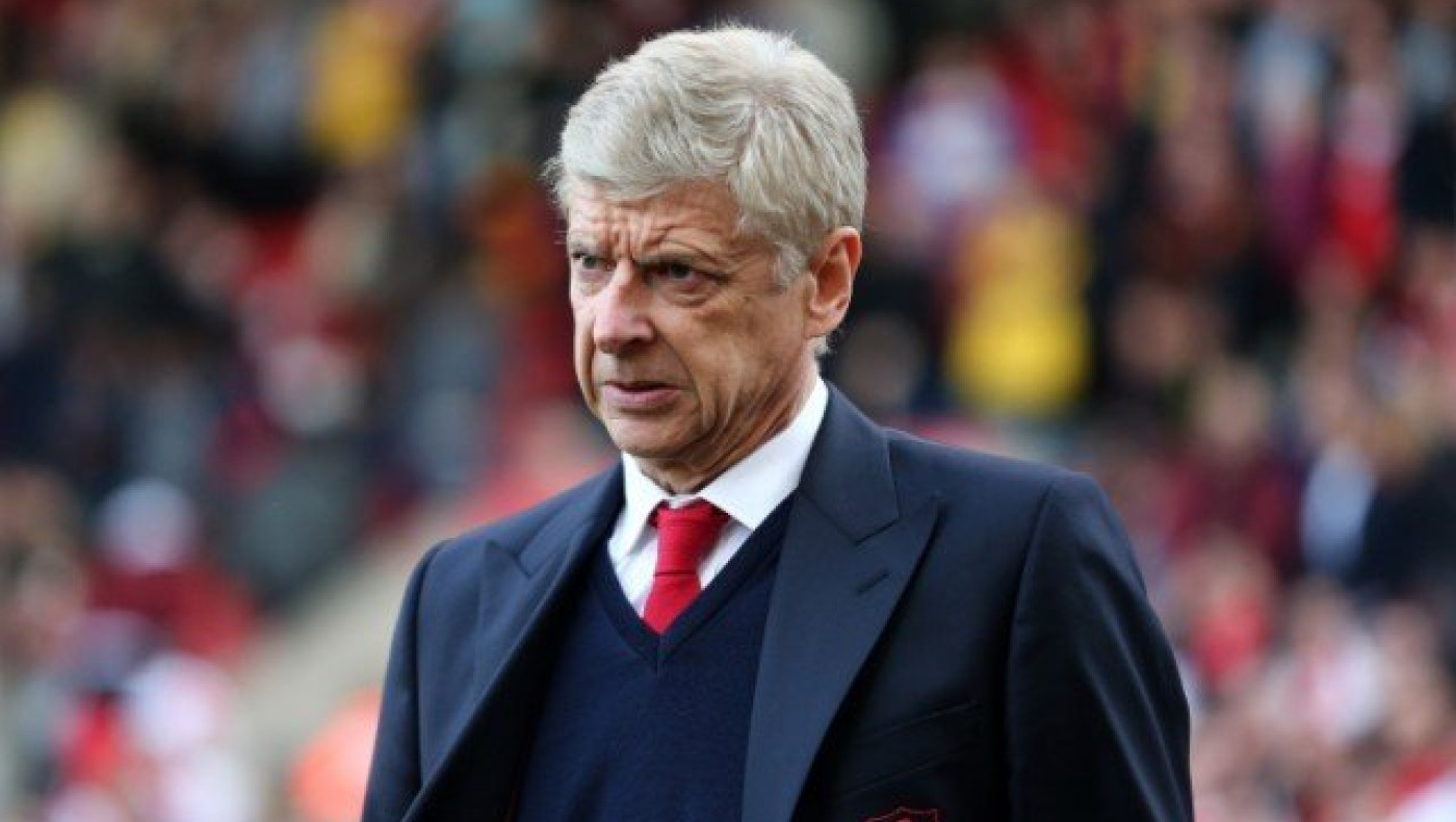 Έφαγε... άκυρο και από τον Λακαζέτ ο          Βενγκέρ