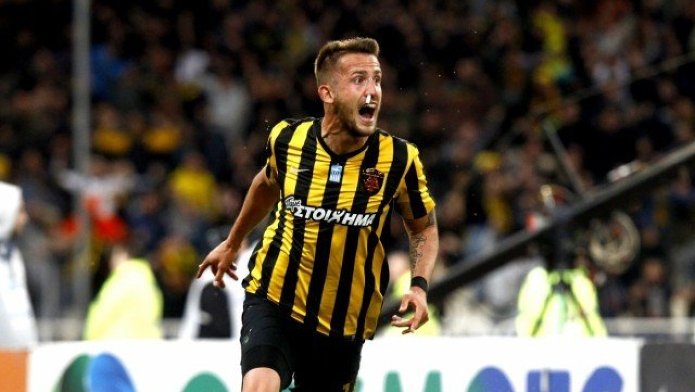 Με Βράνιες         στη Νέα Σμύρνη, νοκ άουτ ο Πέκχαρτ