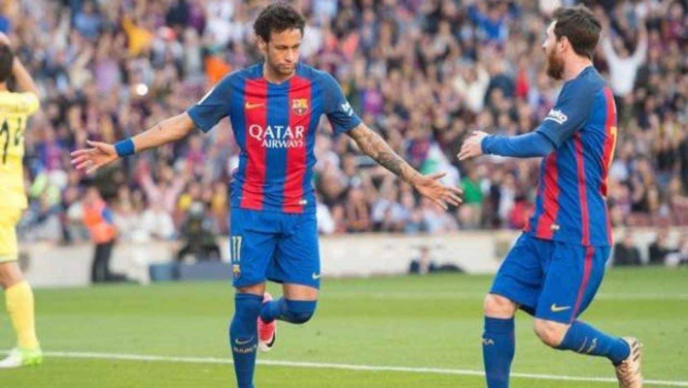 Η  νέα  εντός  έδρας  φανέλα  της  Μπαρτσελόνα (pics)