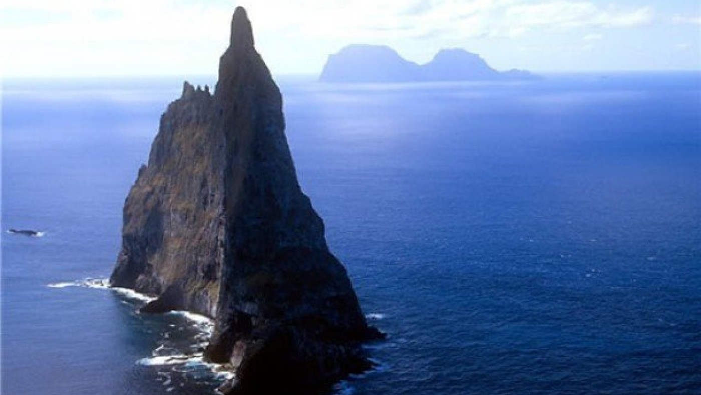 Μία πυραμίδα μέσα στη...                  θάλασσα! (ΦΩΤΟ)