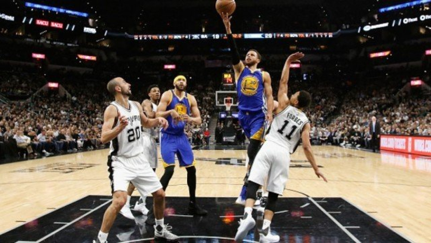 Εβγαλαν   την  ιστορική   «σκούπα»  οι Ουόριορς (vid)