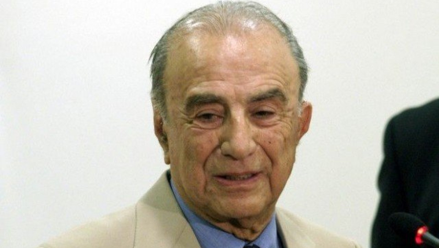 Πλήθος κόσμου στην κηδεία του εφοπλιστή & εκδότη Αριστείδη Αλαφούζου