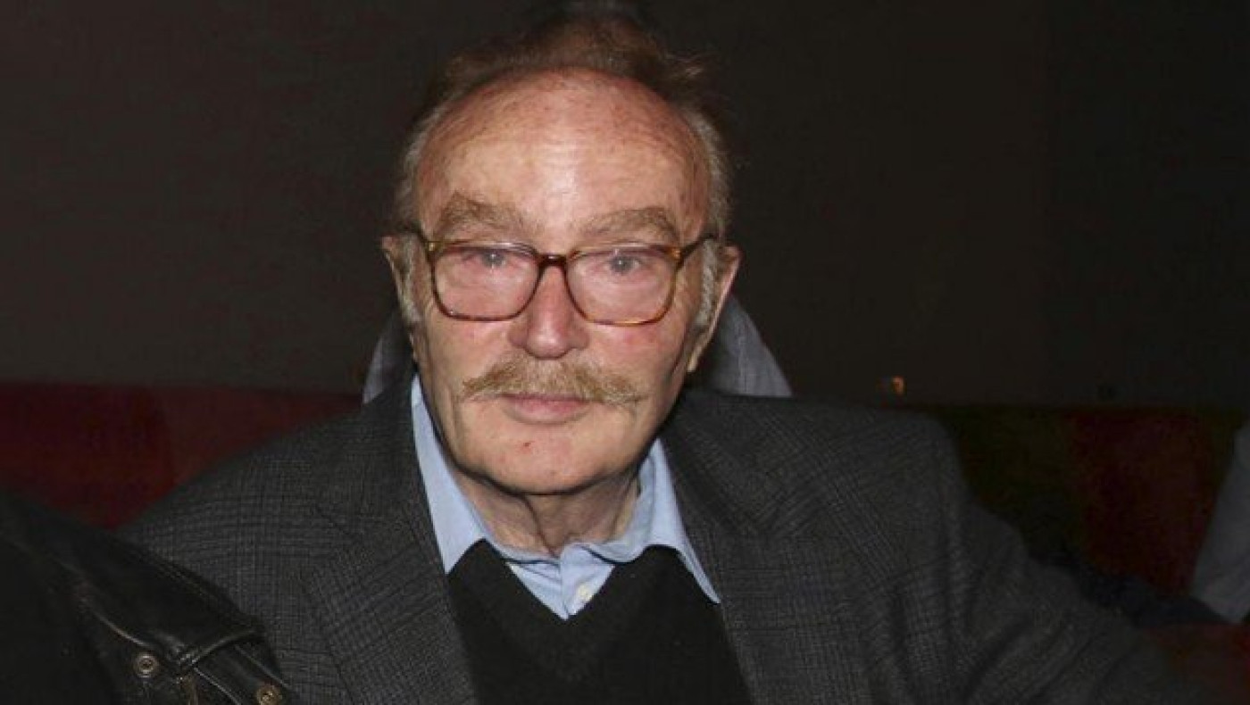 Τι συμβαίνει με την υγεία του Ντίνου                      Καρύδη