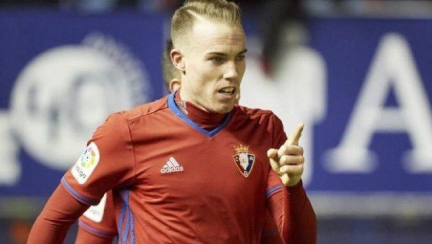 Εξετάζει    τον    Κάρλος      Κλερκ      η     ΑΕΚ