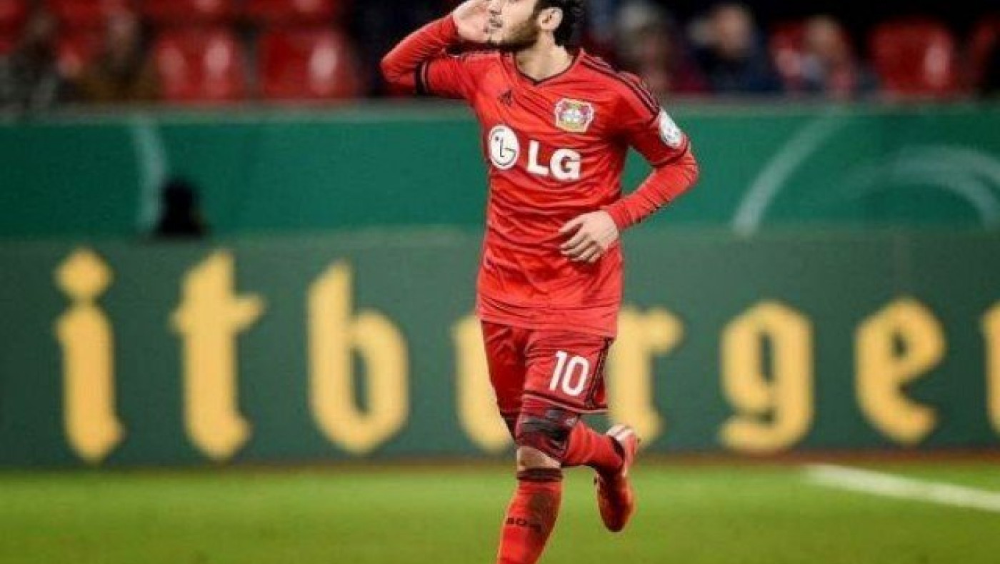 «Μνηστήρες» για                        Τσαλχάνογλου