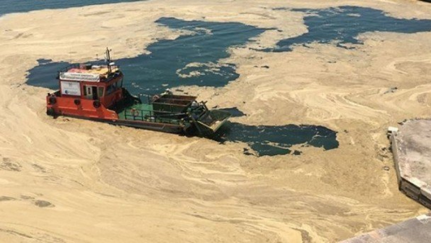 Σε εξέλιξη επιχείρηση για τον καθαρισμό του Θερμαϊκού από το πλαγκτόν