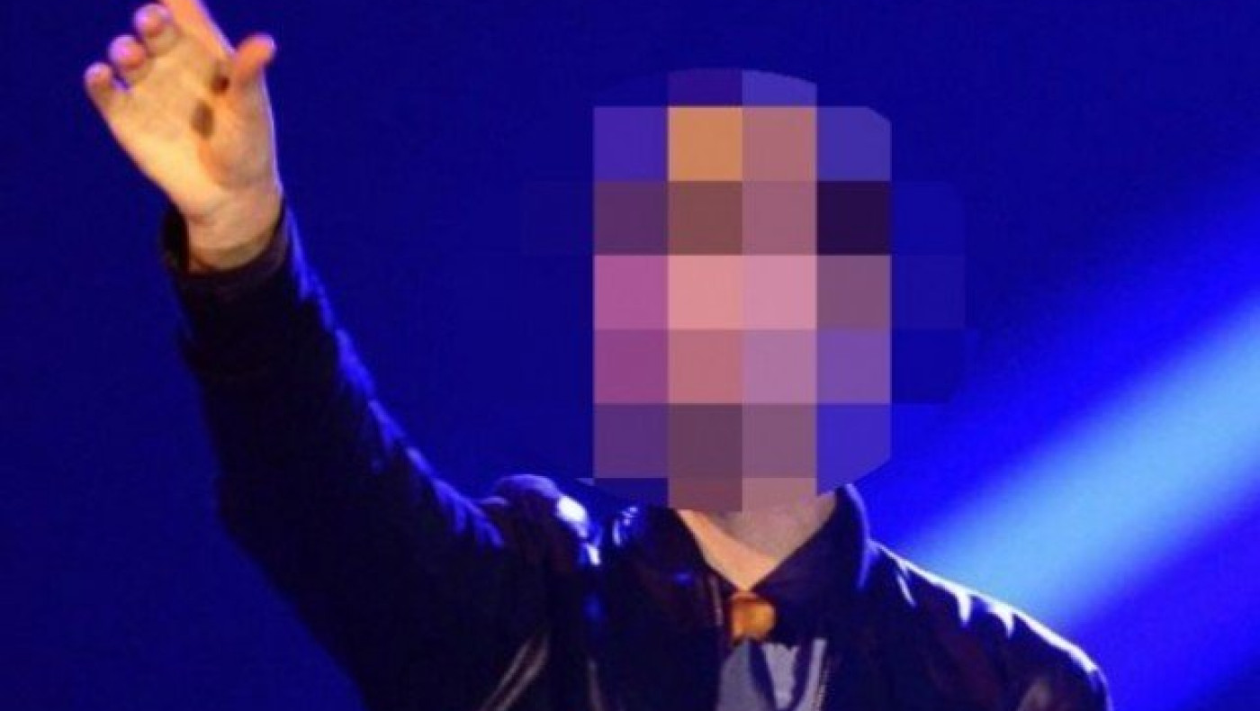 Συνελήφθη Έλληνας τραγουδιστής-Πήγε με όπλο στο σπίτι της συζύγου του