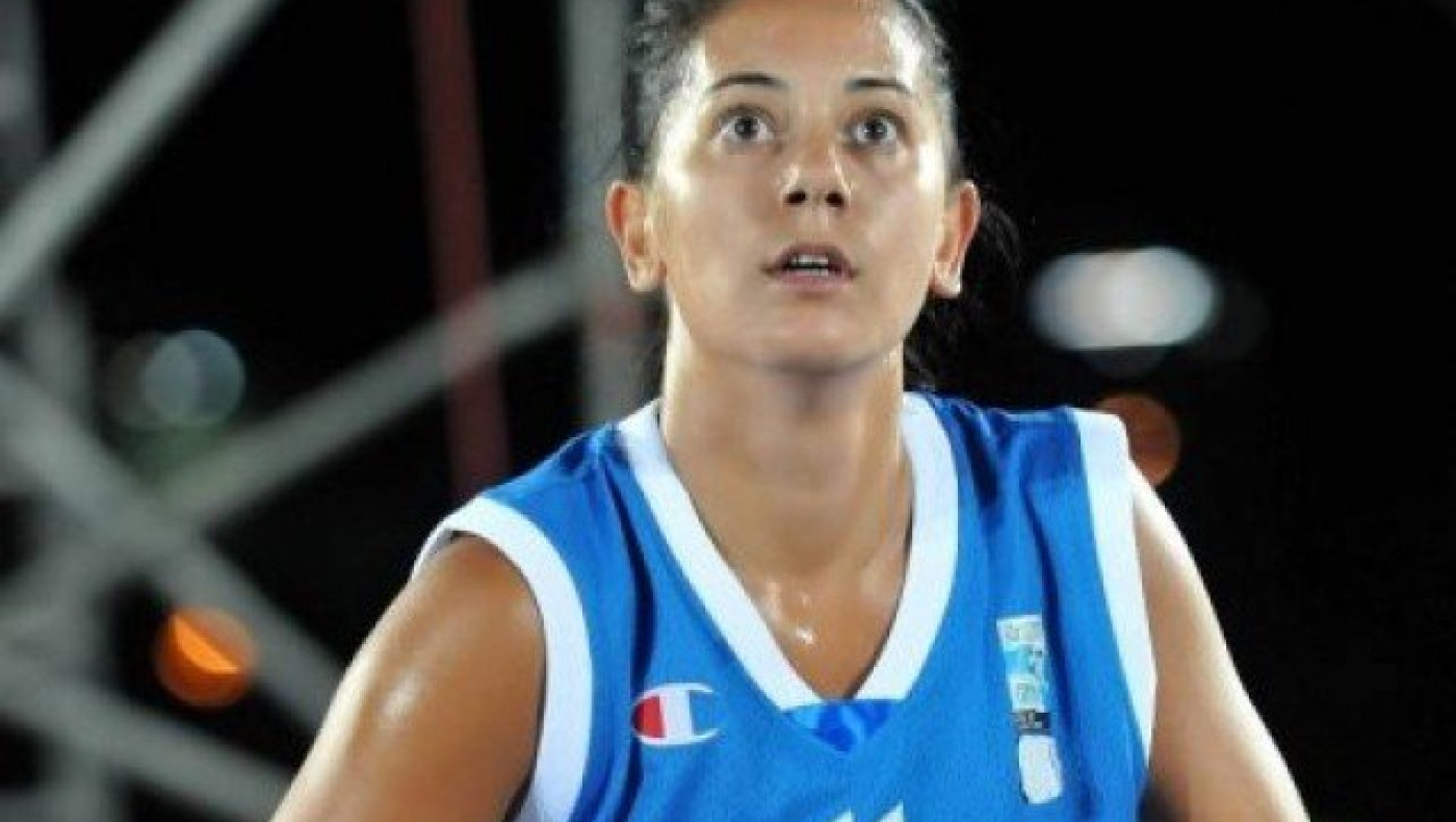 Λύμουρα: «Κάναμε τους Έλληνες να δουν γυναικείο μπάσκετ» (audio)