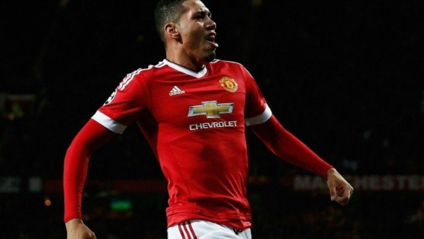 «Κοιτάζει» Σμόλινγκ                       η Τότεναμ