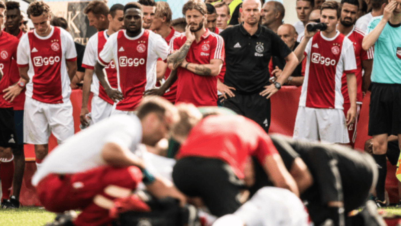 Κατέρρευσε παίκτης του Άγιαξ, σταθερή η κατάσταση του! (vid)