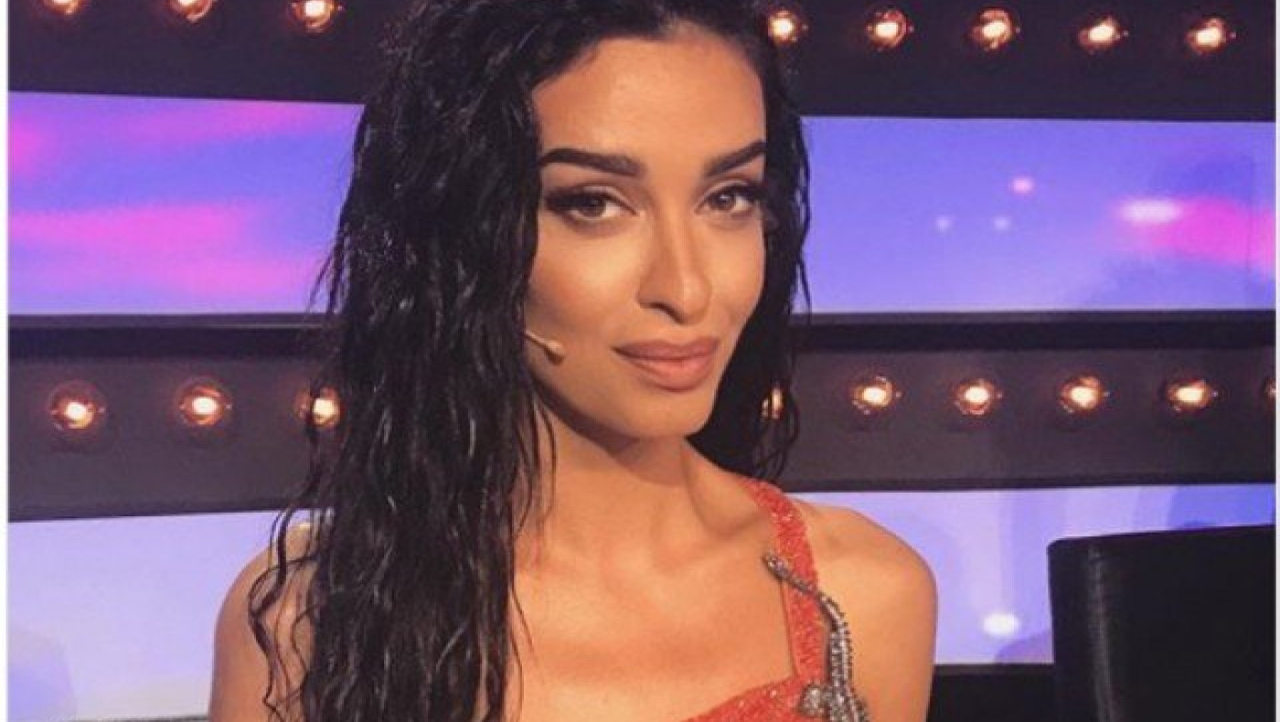 Η Ελένη Φουρέιρα απαντά αν φορούσε εσώρουχο ή όχι! (ΒΙΝΤΕΟ)