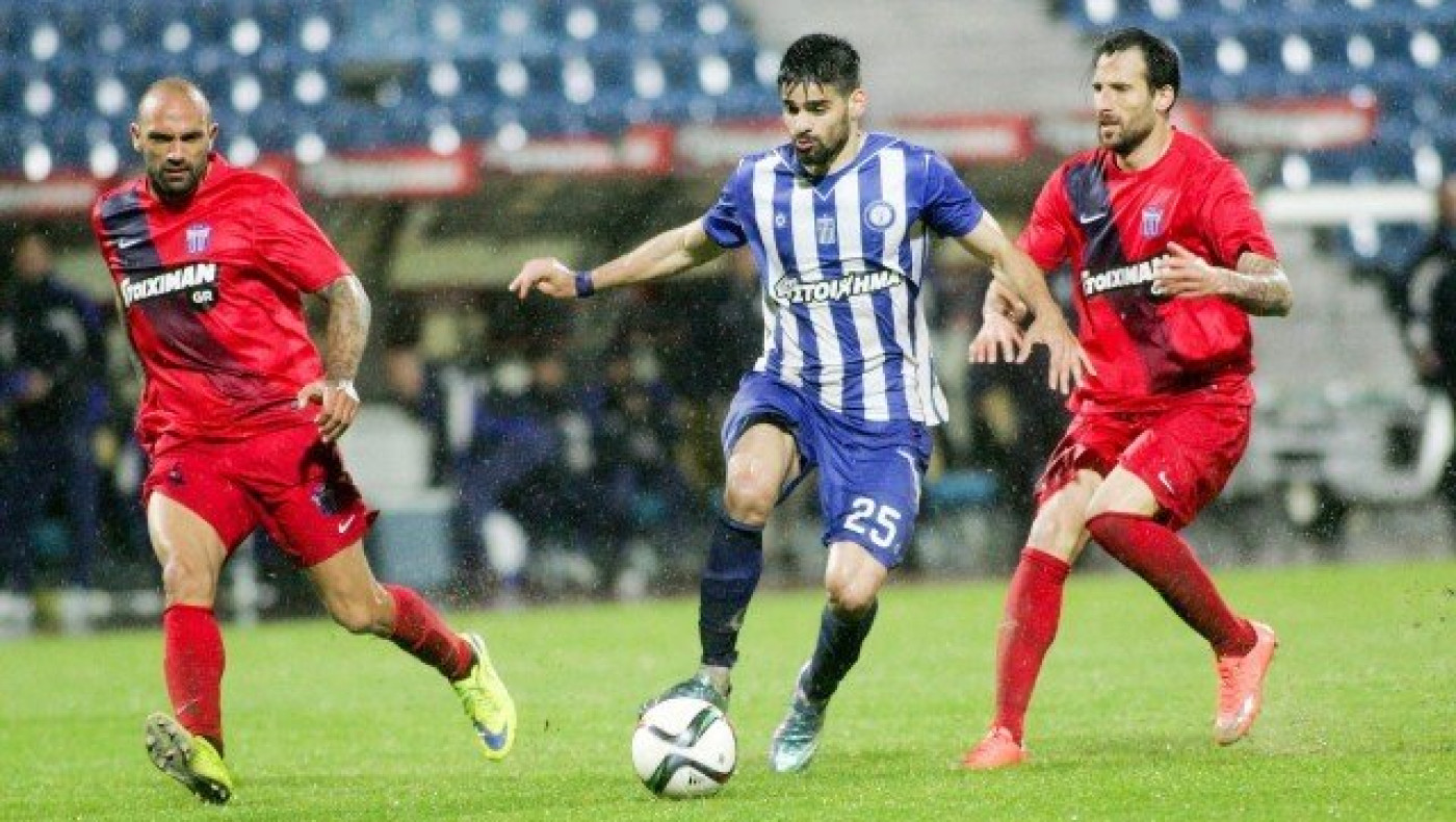 Προσφυγή    και     ο     Λουκίνας    στον    Ηρακλή