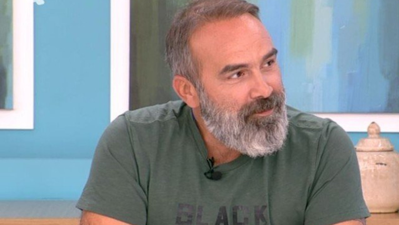 Πόσο έκοψαν το μισθό του Γρηγόρη Γκουντάρα στον Alpha (ΒΙΝΤΕΟ)