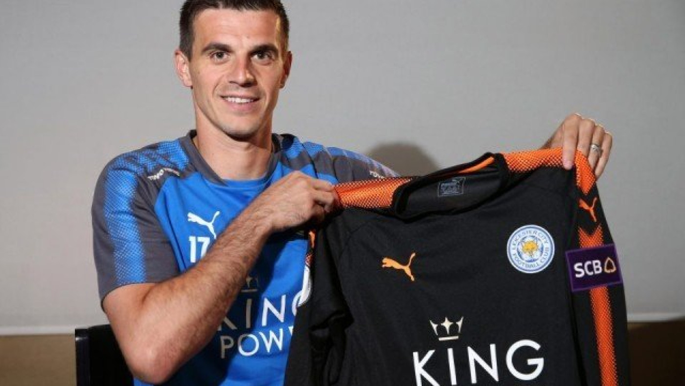 Στη Λέστερ   και   με τη βούλα    ο    Ελντιν Γιακούποβιτς