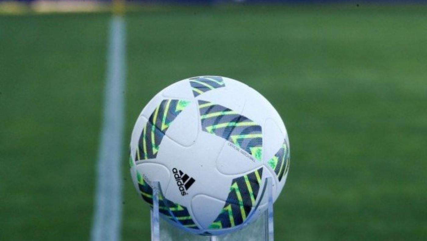 Έκανε δεκτό το αίτημα των «μεγάλων» για διασπορά των ντέρμπι