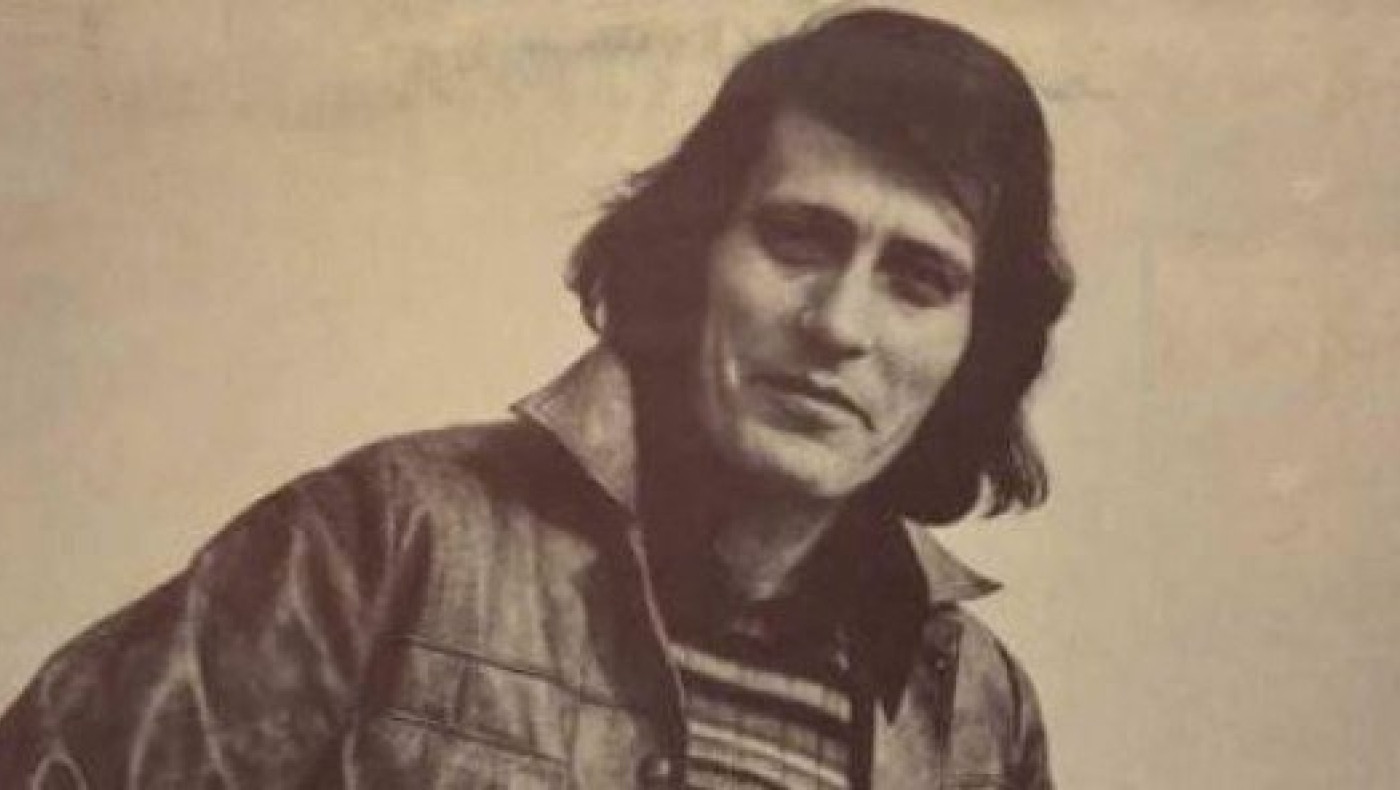 «Έφυγε»              ο γνωστός τραγουδιστής Γιάννης Καλατζής