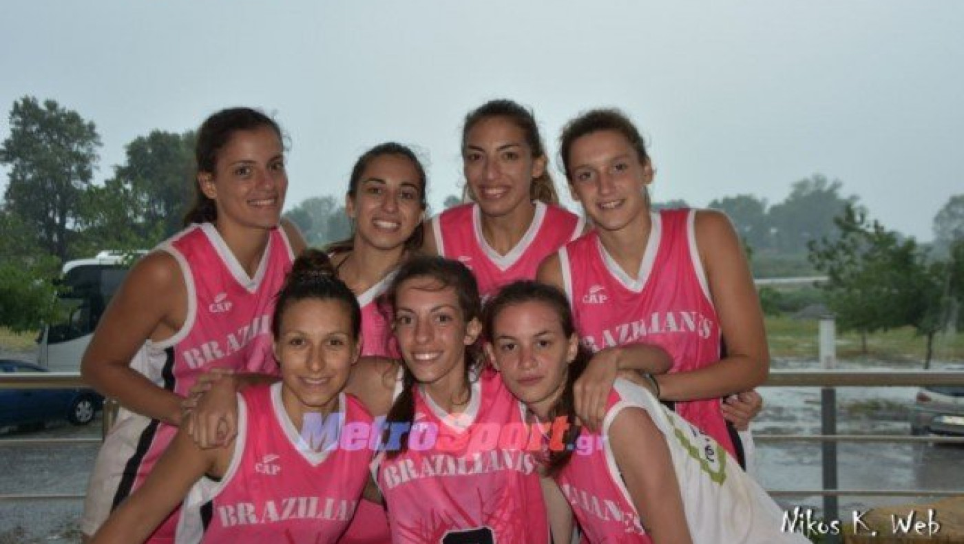 Oι   «Βραζιλιάνες» της Καστοριάς στο beach handball