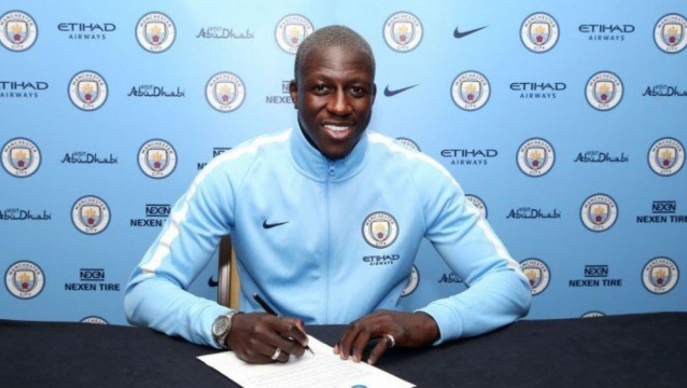 Επεσαν οι υπογραφές       με    Σίτι    και    Μεντί