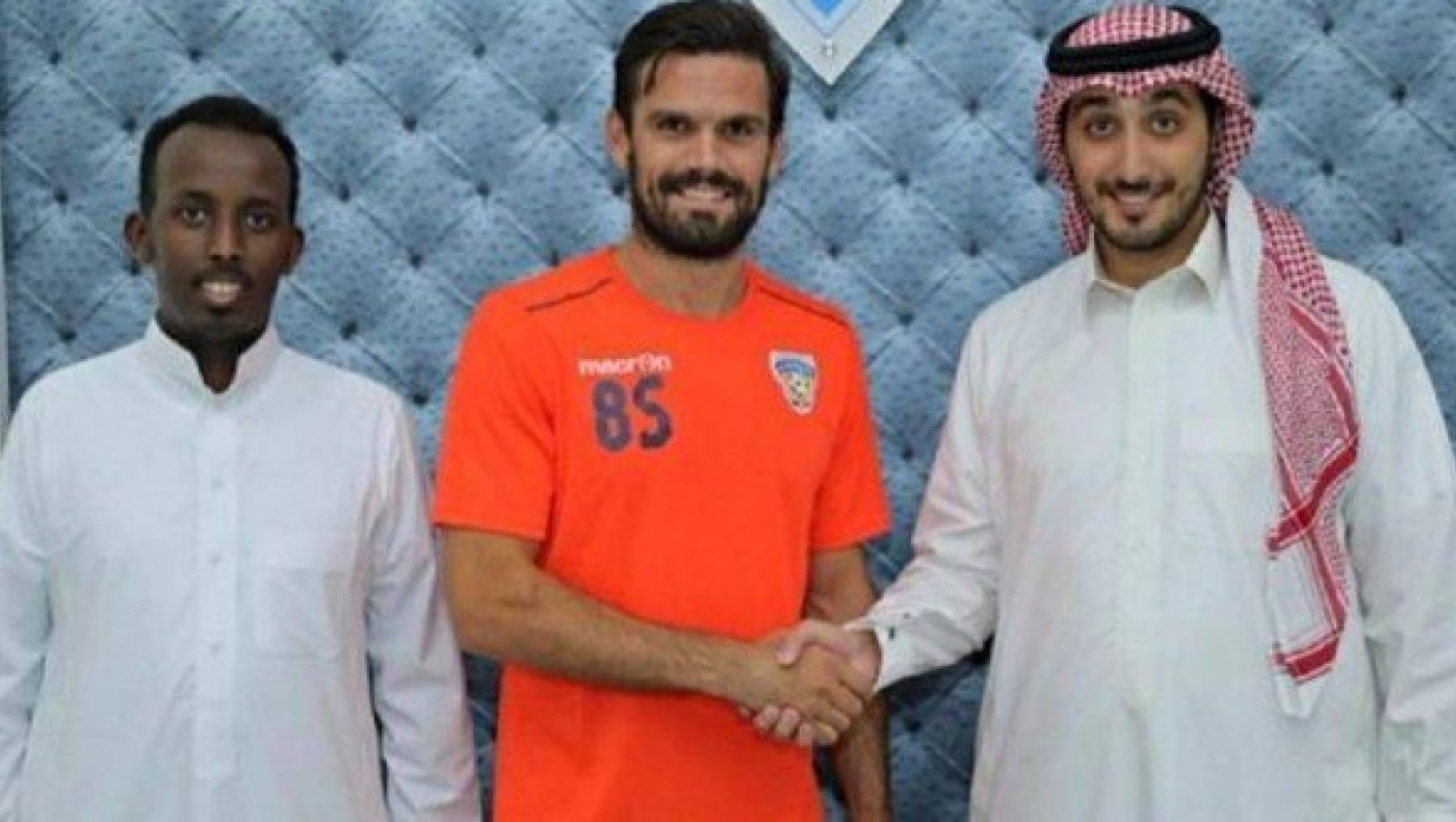 Βουτιά στο... αραβικό χρυσάφι έκανε ο Αλέξανδρος Τζιόλης