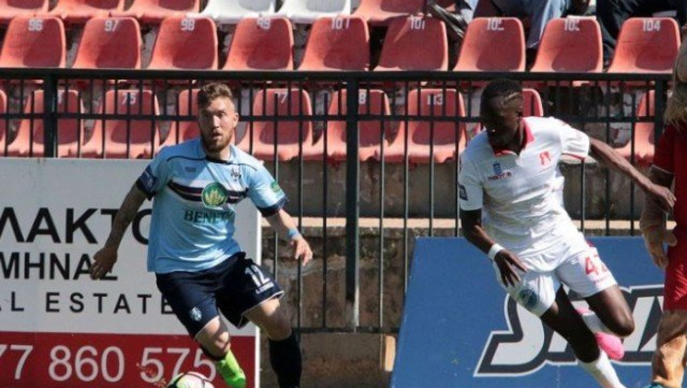 Πανσερραϊκός         σε     ανηφορικό          μονοπάτι