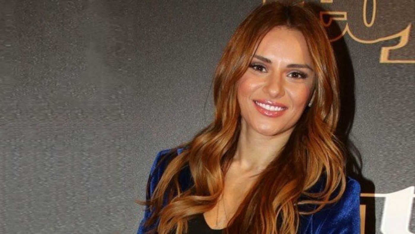 Η Ελένη Τσολάκη γυρίζει το τρέιλερ της νέας εκπομπής της! (ΦΩΤΟ)