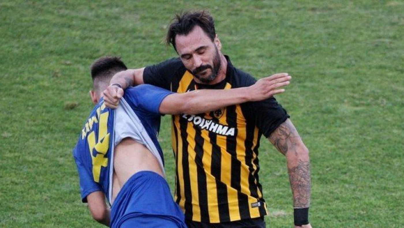 Κινδυνεύουν με «καμπάνες»        Αλμέιδα και Λιβάγια