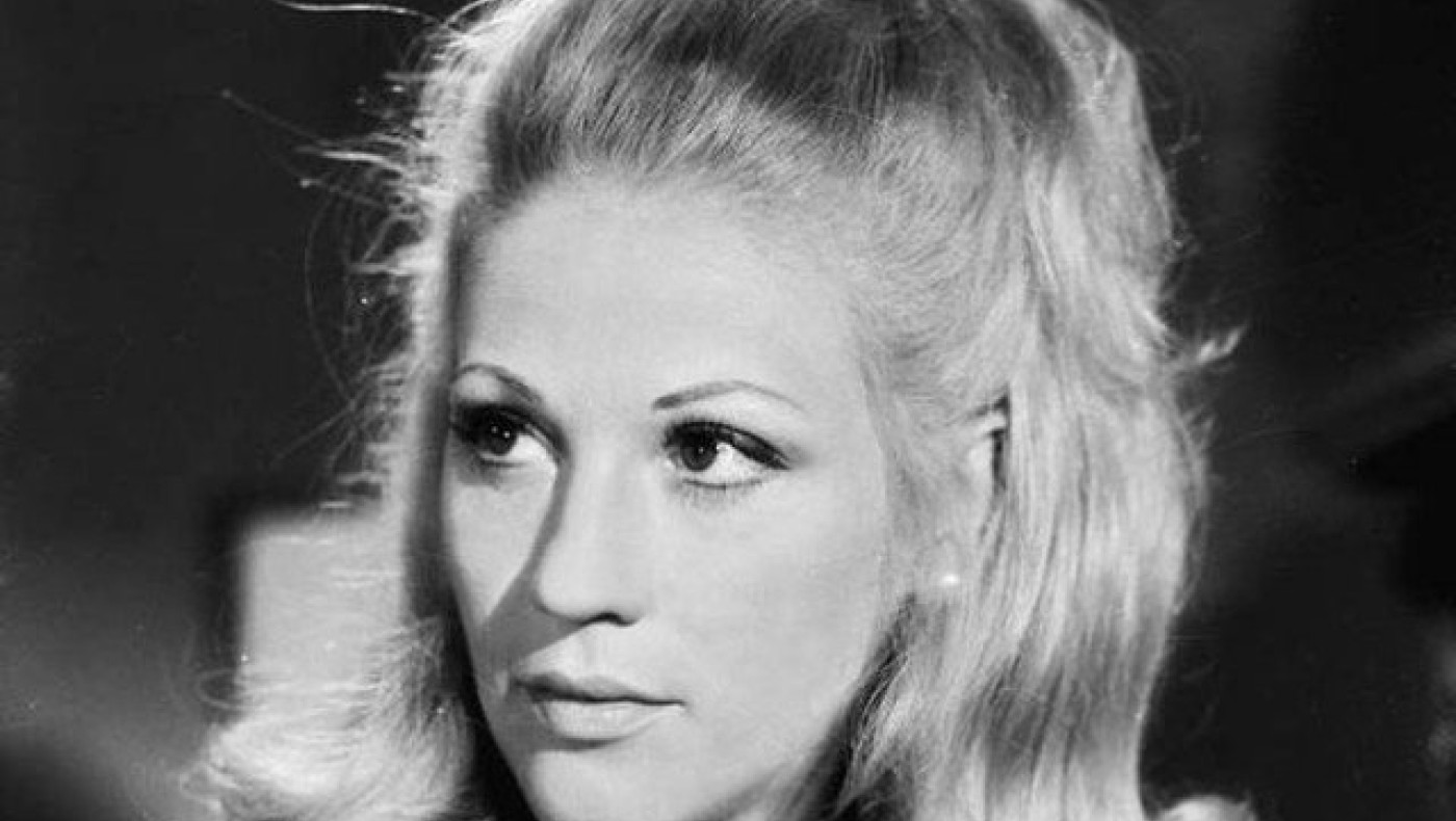 «Σε κάθε ερωτική σκηνή με τη Ζωή Λάσκαρη, προσπαθούσα να...»