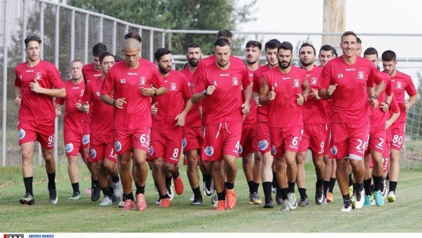 Σε            τεντωμένο         σχοινί ο Πανσερραϊκός