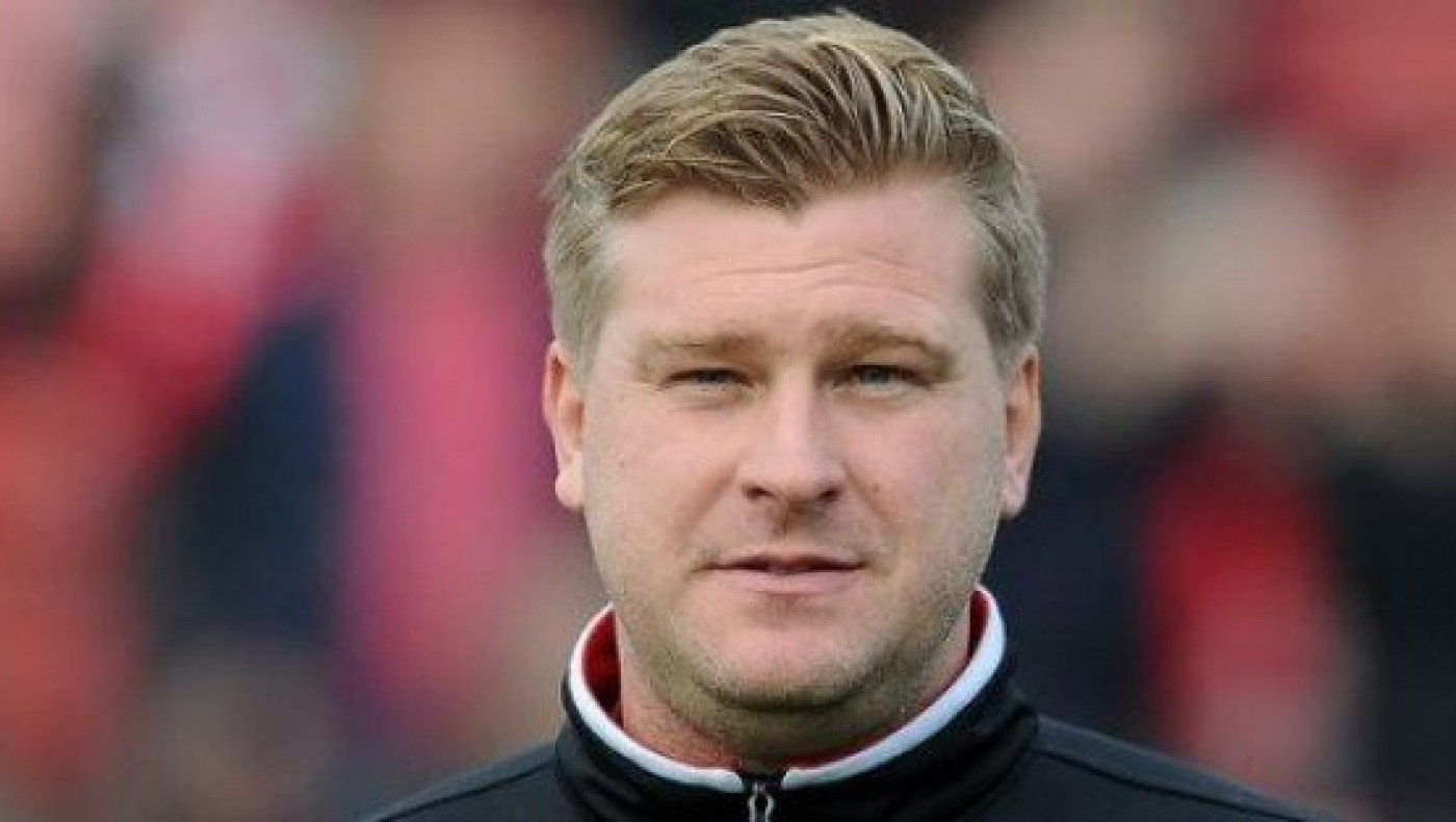 Με τη «σφραγίδα»                                         του Ρόμπινσον