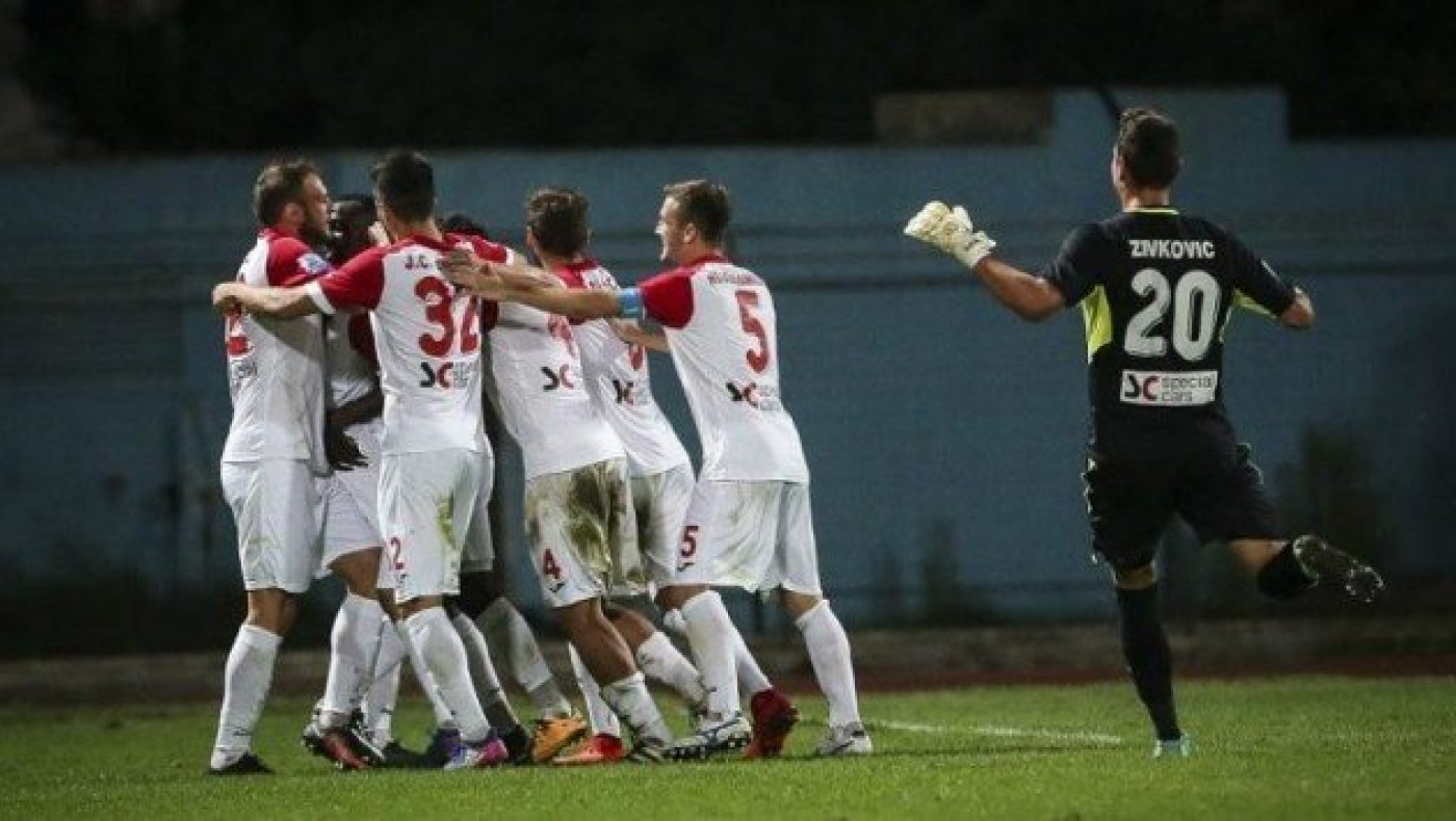 Οι μπηχτές των οργανωμένων της Ξάνθης για... Λουτσέσκου!