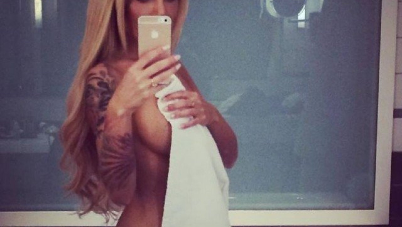 Ελληνίδα Playmate ολόγυμνη   στo Instagram! (photos)
