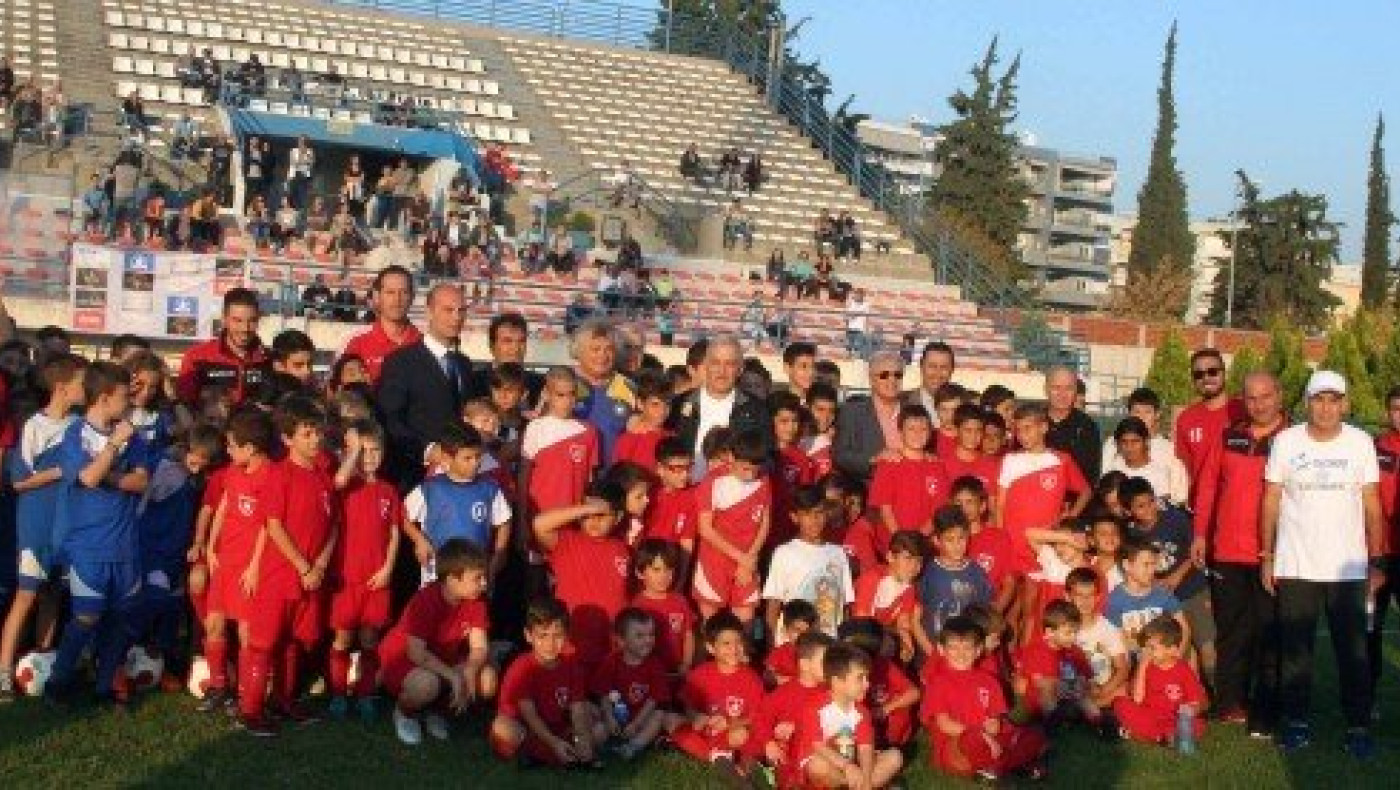 Τα  μυστικά  της  μπάλας  από  τον  Χατζηπαναγή στους Αμπελόκηπους