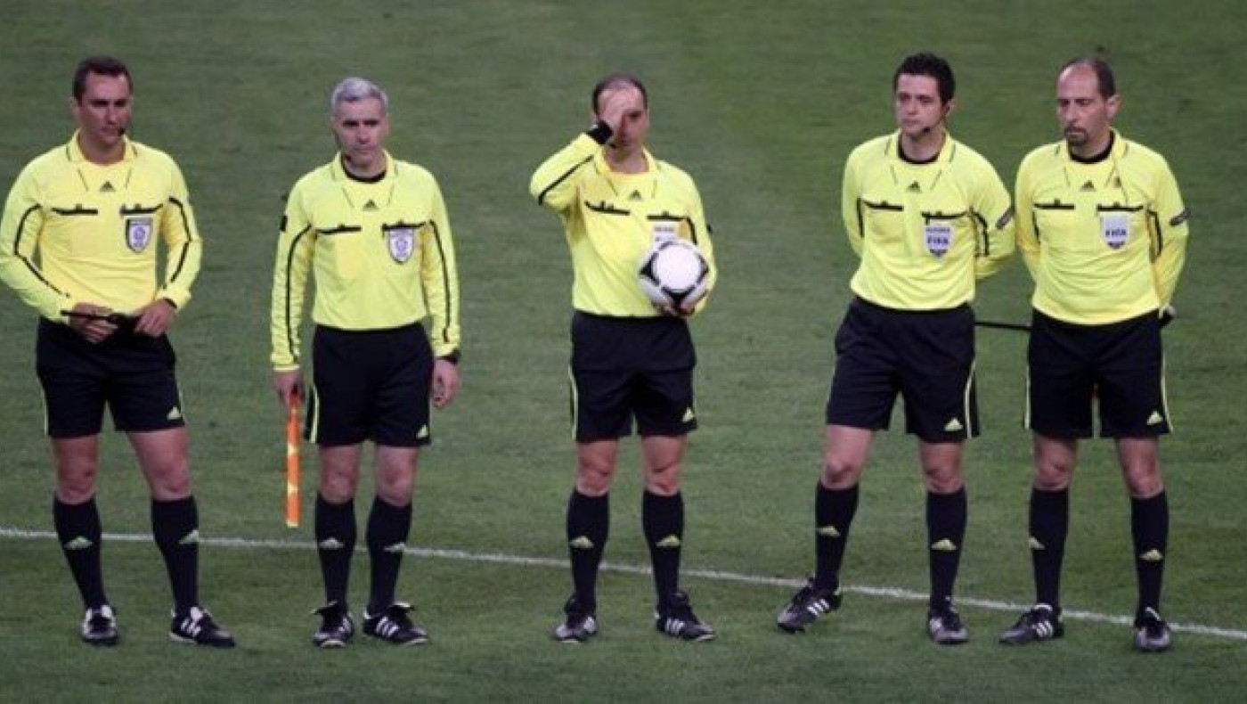 Εισήγηση της Super League για επιπρόσθετους διαιτητές!