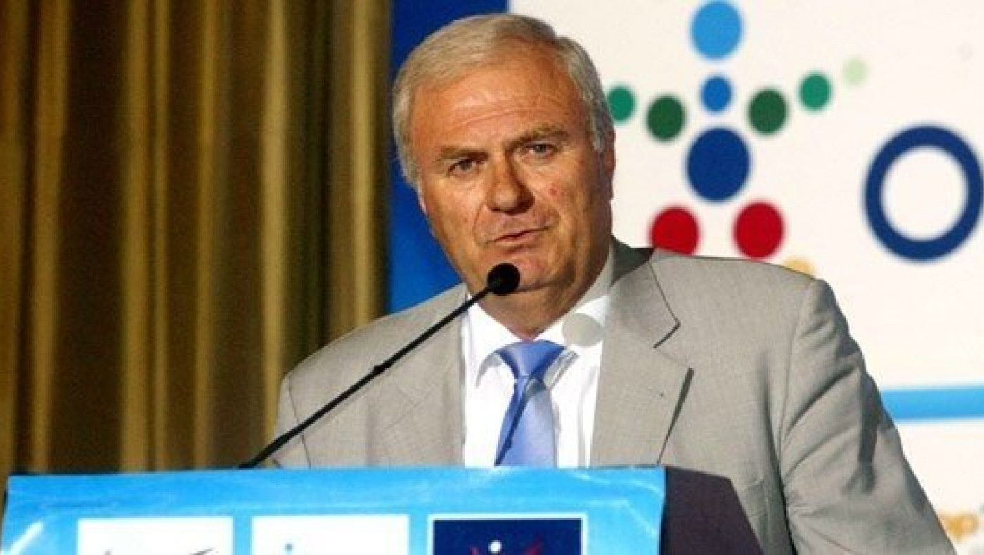 Πειθαρχική δίωξη στον Βασίλη Χατζηαποστόλου