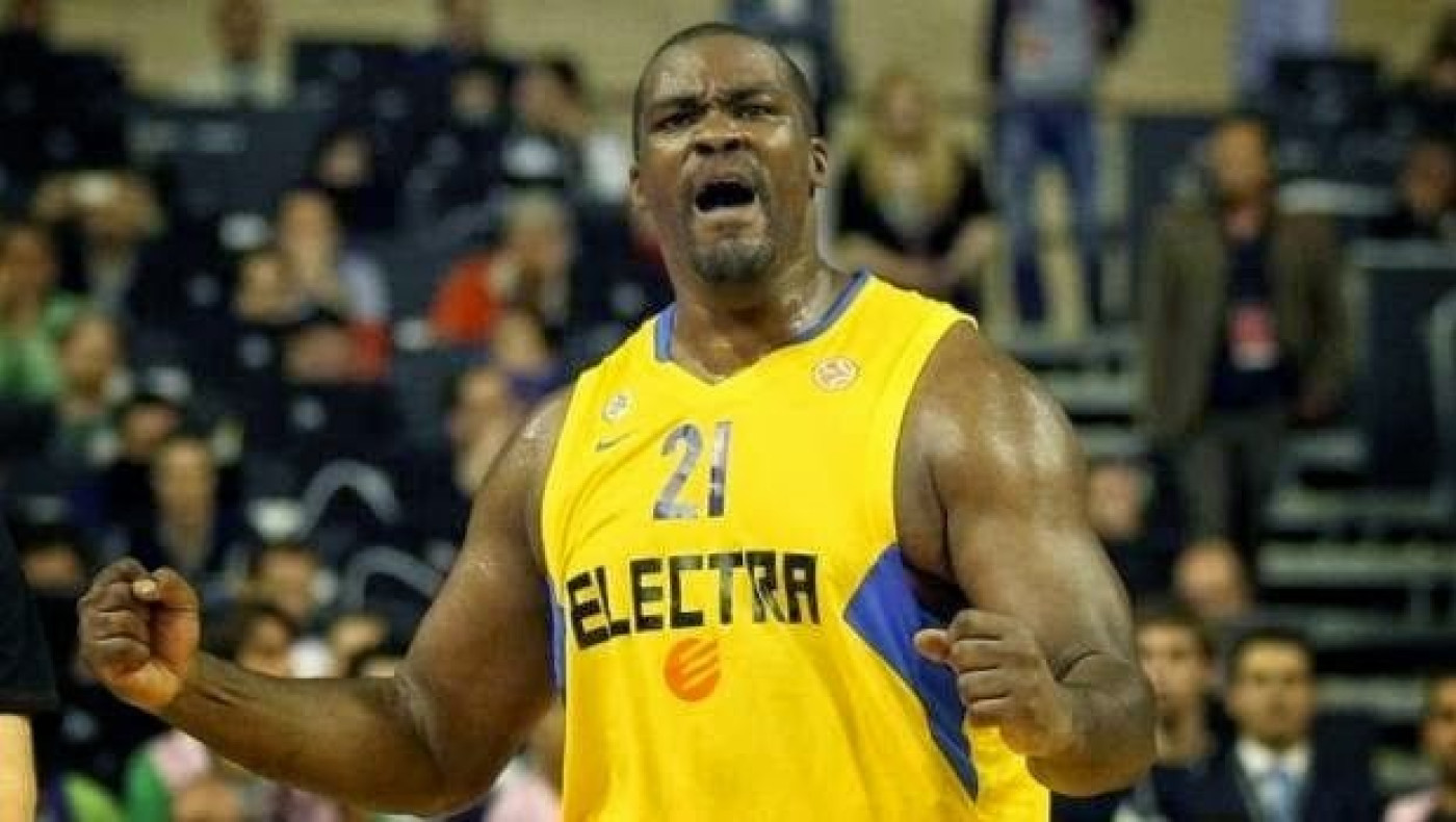 Επιστρέφει στα παρκέ ο Σχορτσιανίτης