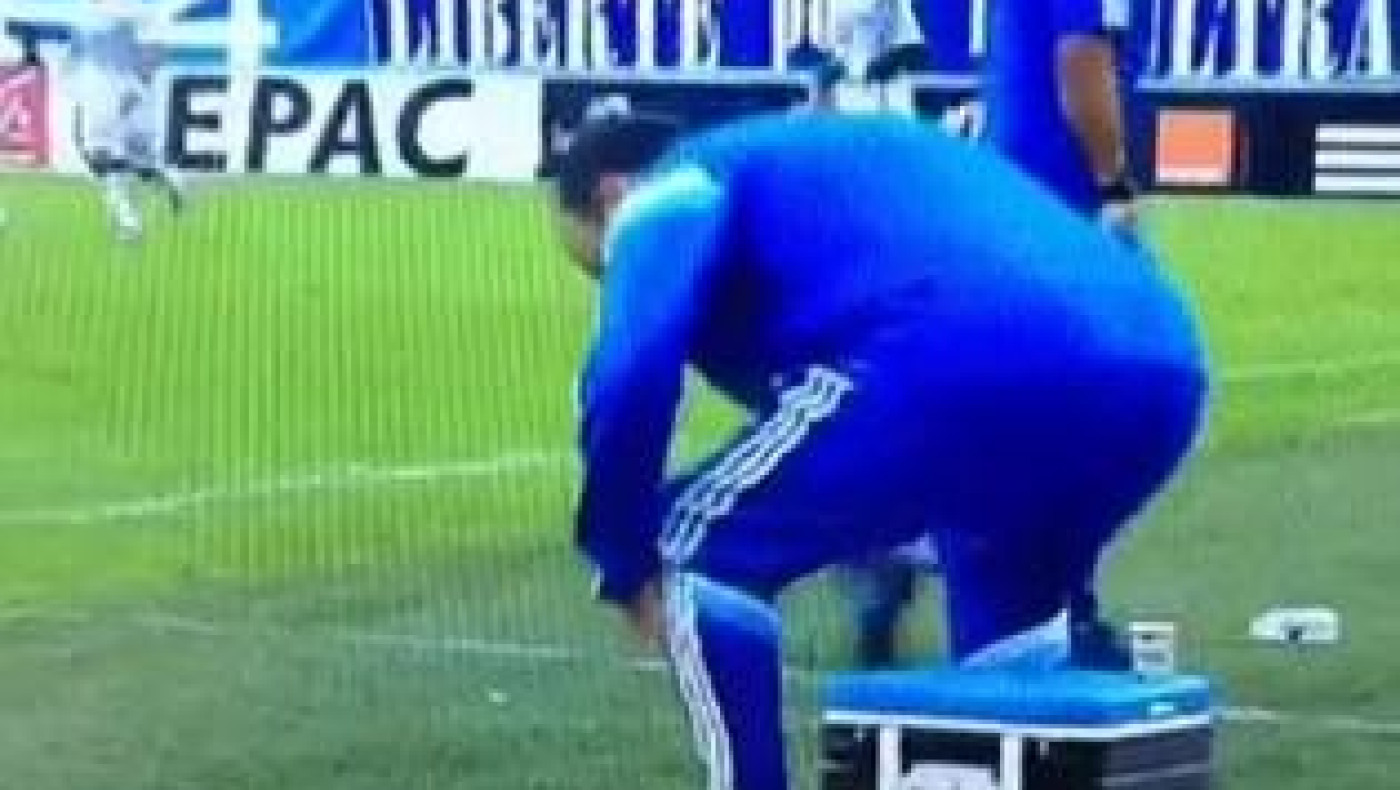 Απίστευτο ατύχημα του Μπιέλσα ! (VIDEO)